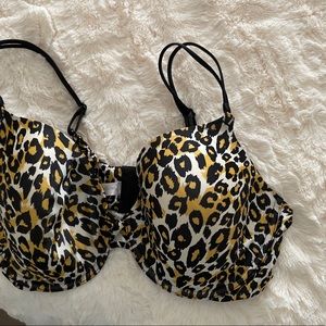 Never worn didn't fit